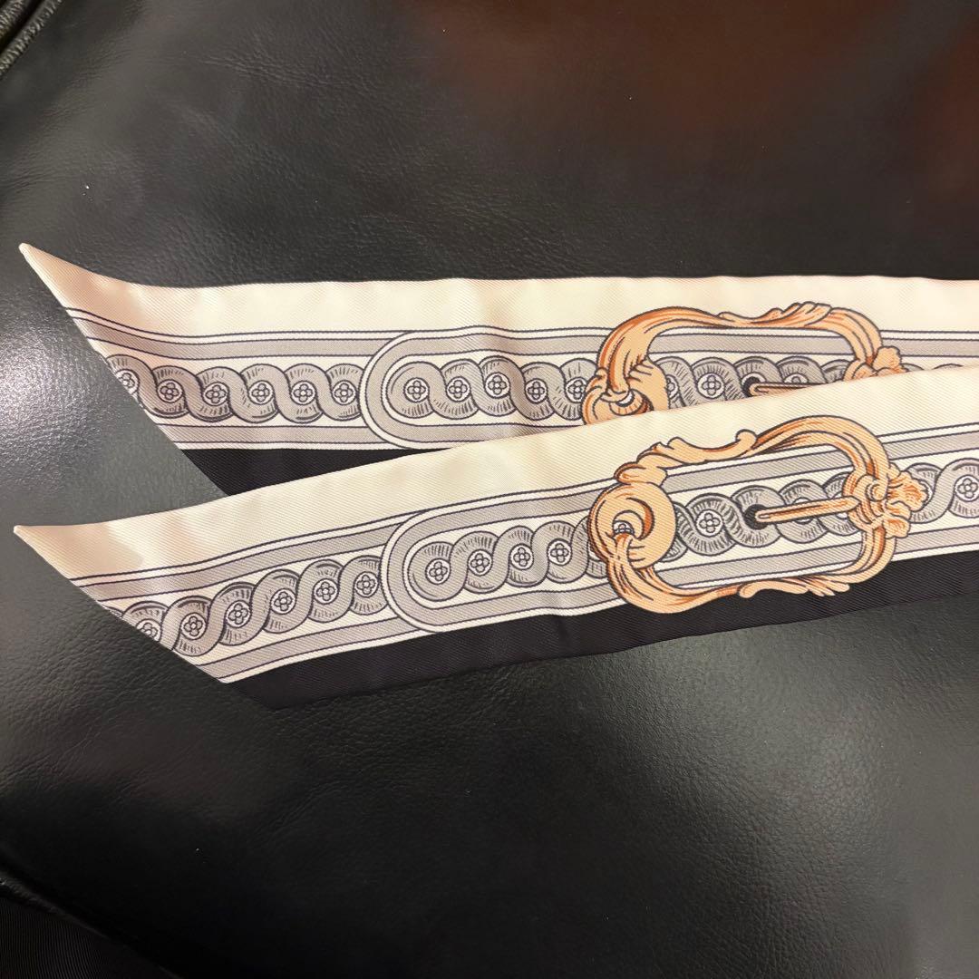 HERMES エルメス ツイリー　《箱、紙袋付き》