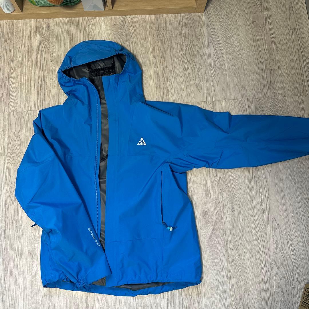 Nike ACGマウンテンパーカー 青 テテ着用モデル - メルカリ