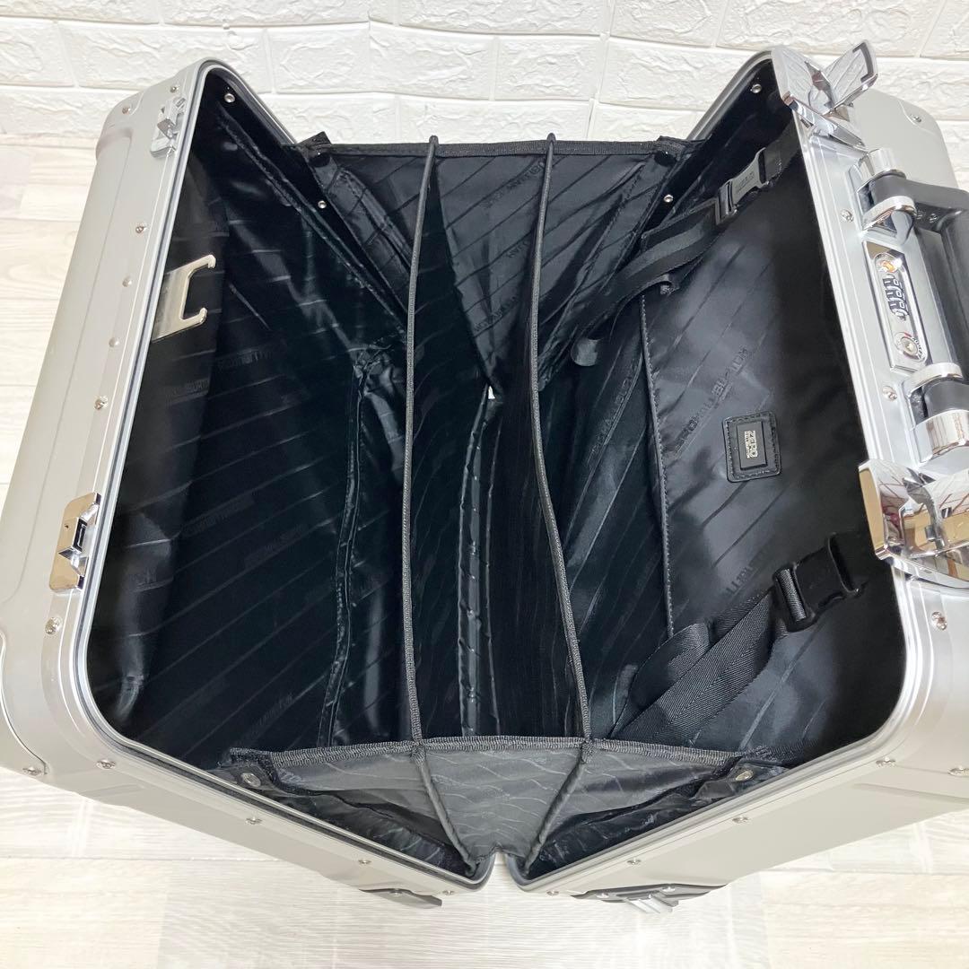 廃盤品】美品！ビジネスマンに！ゼロハリバートン アルミ製 キャリー