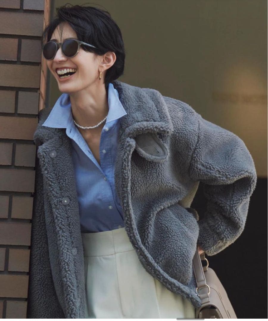 Arpege story ボアショートコート《高橋志津奈コラボ》1 グレー - メルカリ