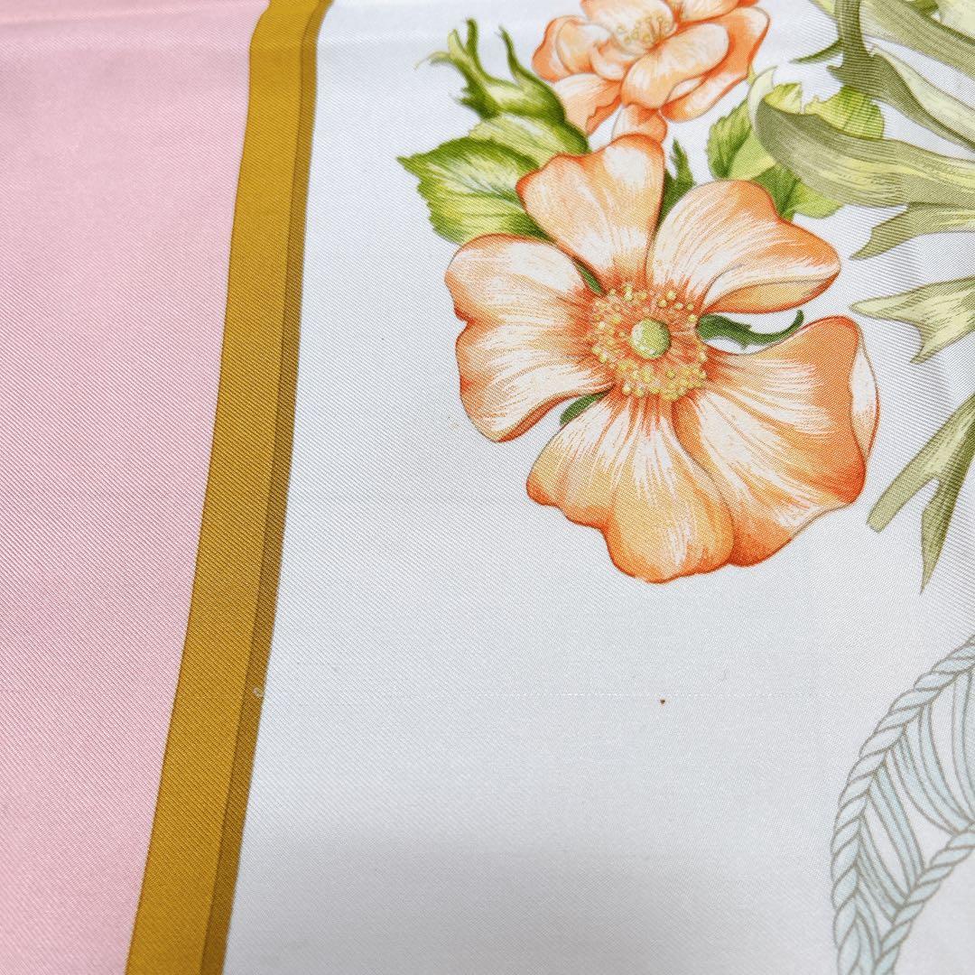 HERMÈS エルメス カレ90 女王陛下 ピンク 希少 - メルカリ