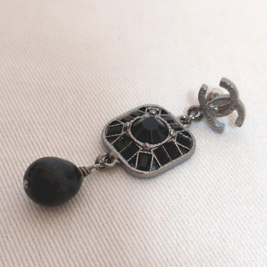 片耳のみ　良品　シャネル　スイング　ビジュー　ココマーク　ピアス　09P CHANEL（シャネル） 並行輸入 ピアス ココマーク CHANEL HOOP EARRINGS