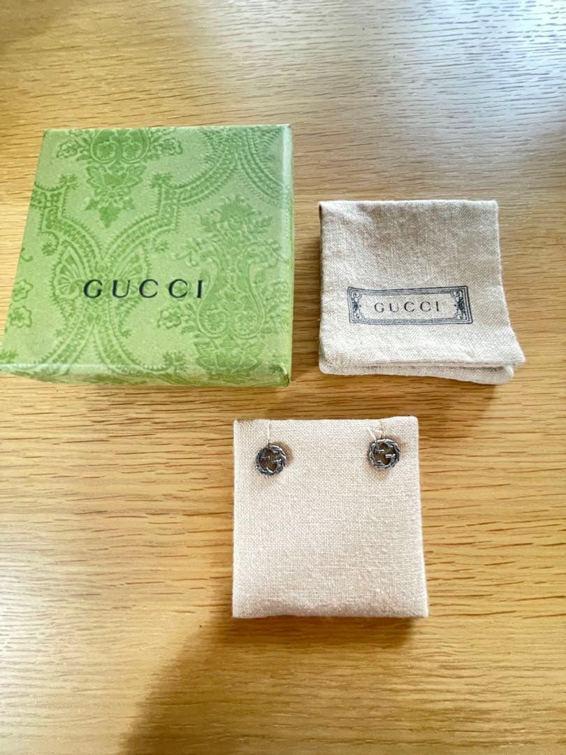 達摩さま　専用　GUCCI インターロッキングG シルバーピアス 国内発送/GUCCI/インターロッキングG シルバー ピアス (GUCCI/ピアス