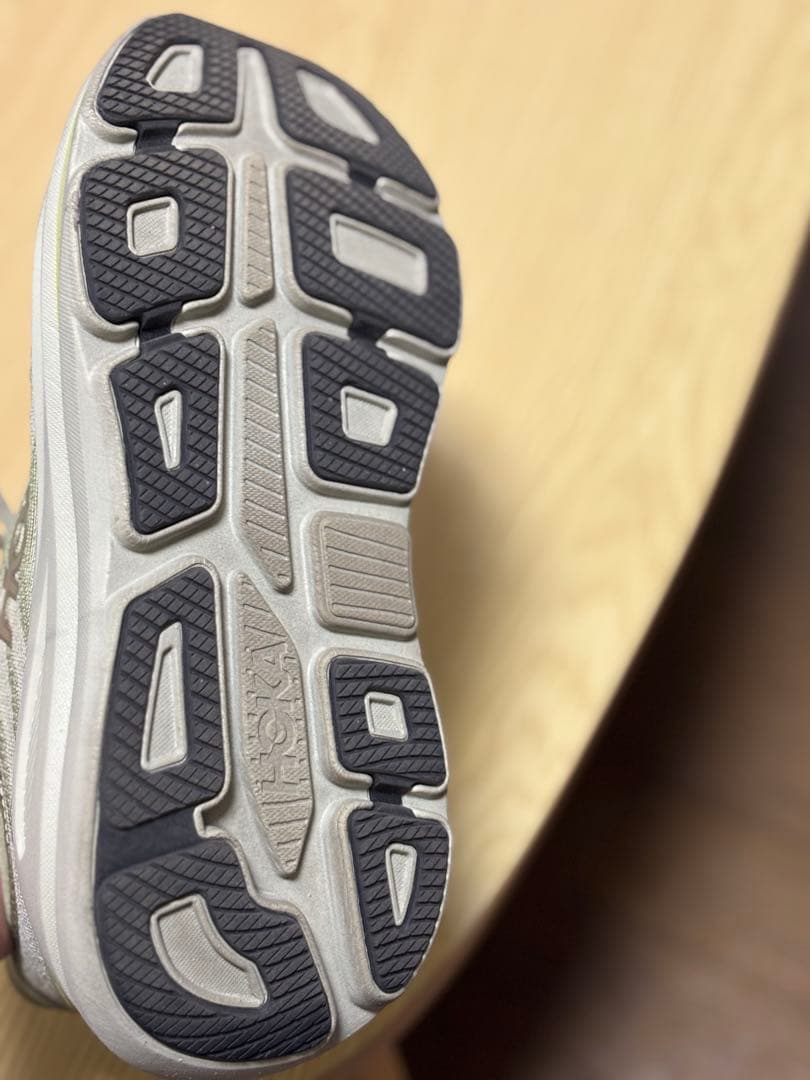 HOKA BONDI 9 グラスランド / オイスター マッシュルーム - メルカリ