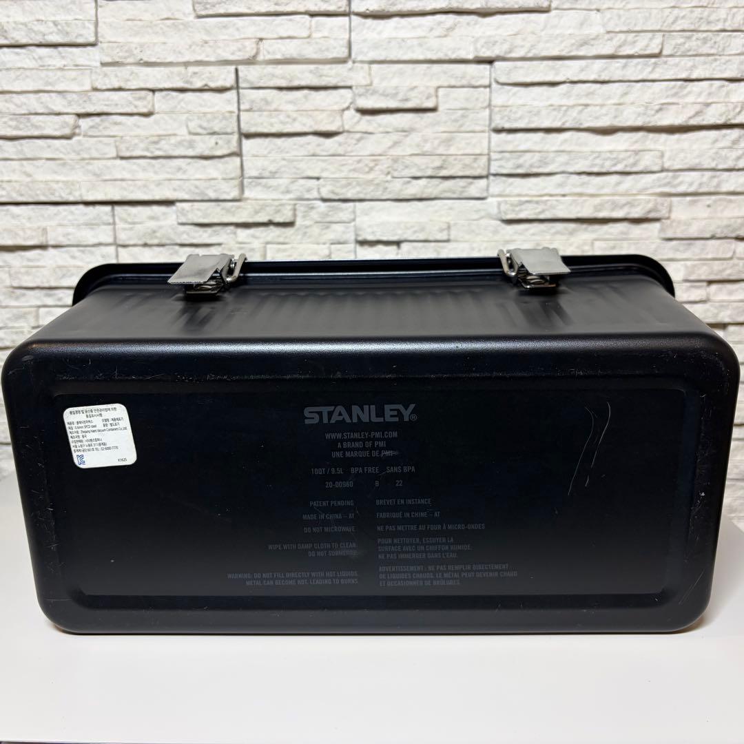 人気色ブラック！スタンレー クラシックランチボックス 9.5L ※内部金具欠品