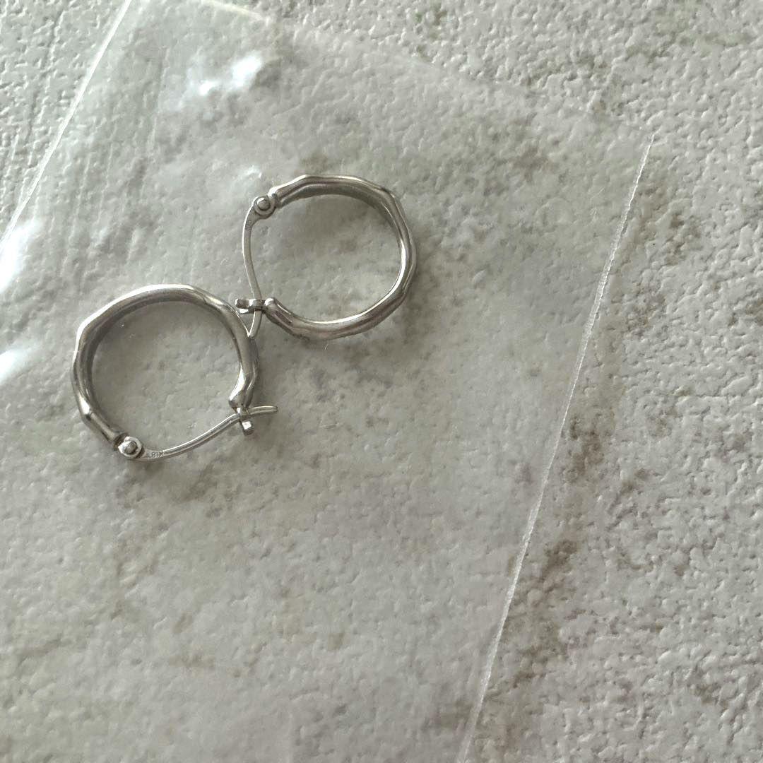 エテ ete フープピアス シルバー 89702400 SVロジウムピアス - メルカリ