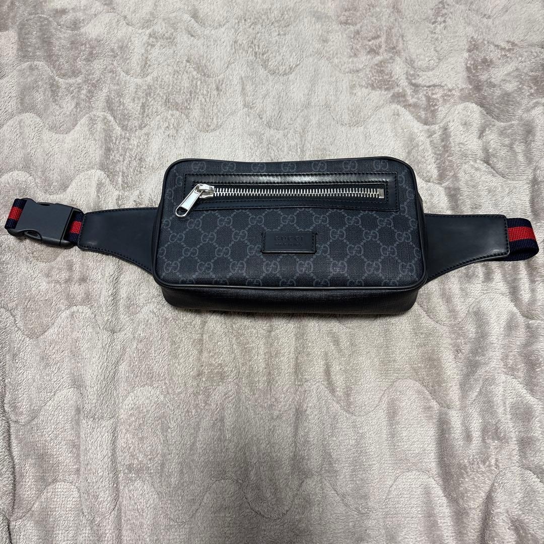 GUCCI GGスプリームボディバッグ ブラック 美品 正規品 GUCCI（グッチ） （新品・未使用品）グッチ GUCCI GG クロスボディ
