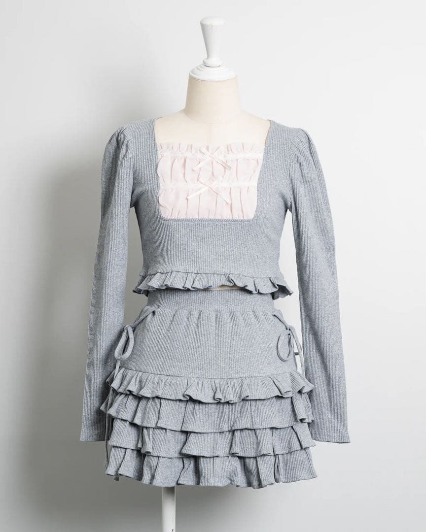 pium ドーリーフリルカットソーセットアップ ドーリーフリルカットソーセットアップ – pium