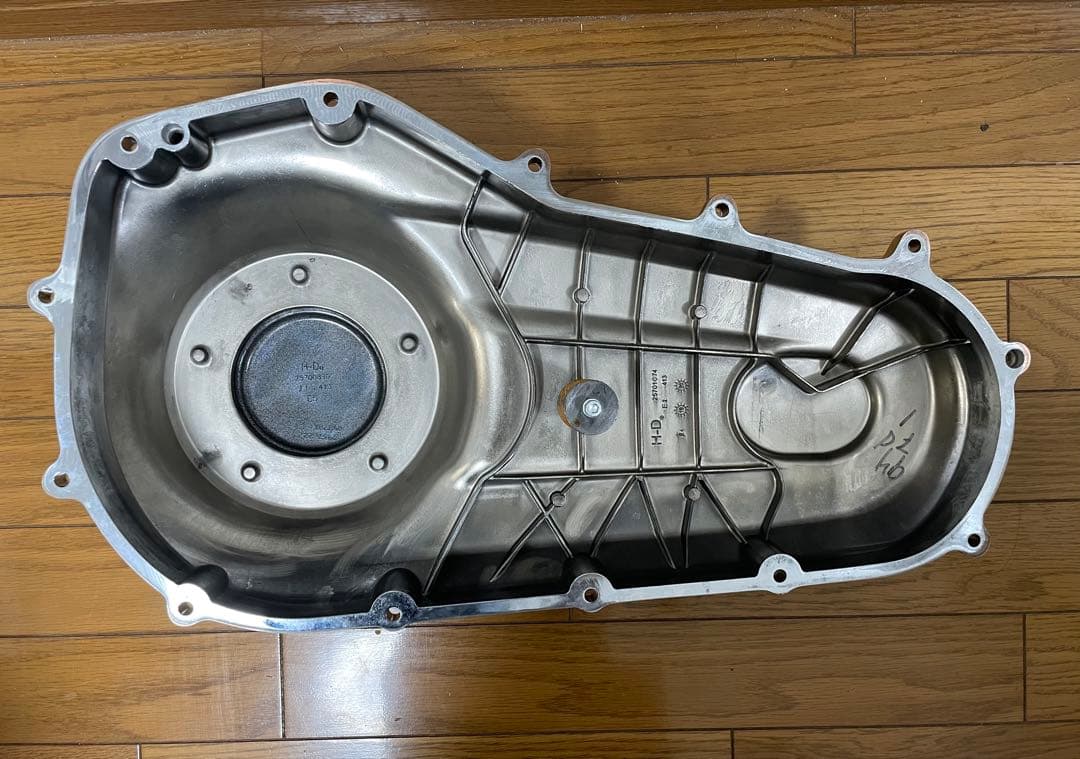 2909349 01 ハーレーFXDRS プライマリーカバー 25701074 - メルカリ