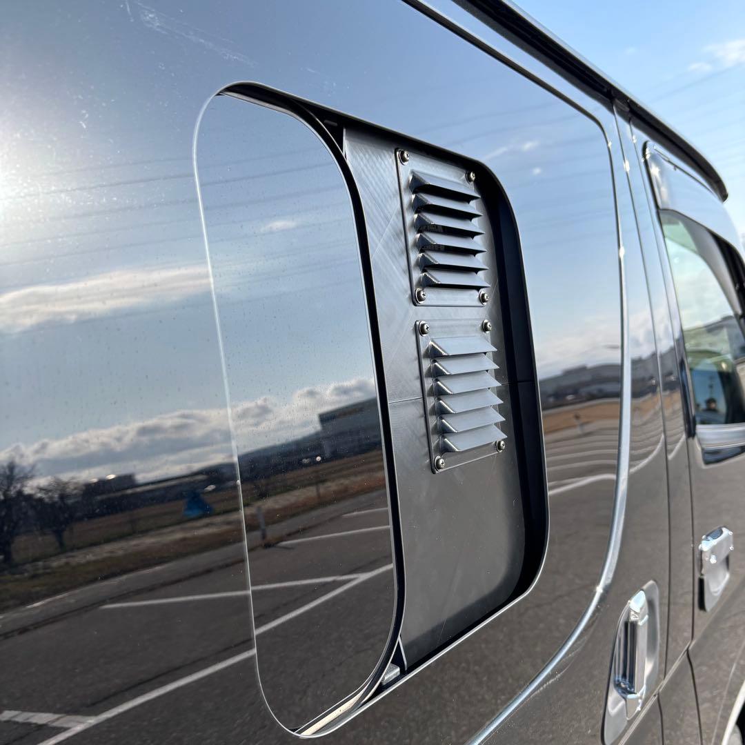 ハイエース 換気扇 2連 4型 〜 USBファン ABS製 ルーバー付 運転席側