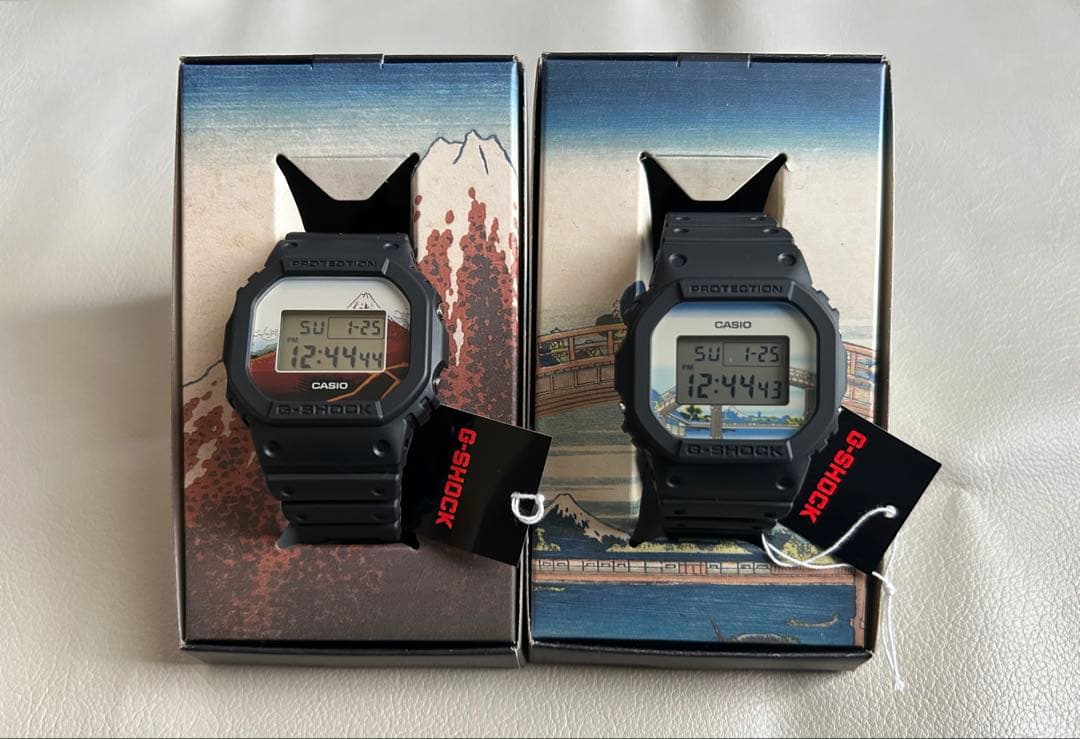 G-SHOCK 葛飾北斎 富嶽三十六景 山下白雨 深川万年橋下セット CASIO G-SHOCK 葛飾北斎 富嶽三十六景 「深川万年橋下」 DW-5600KHFM25-1JR