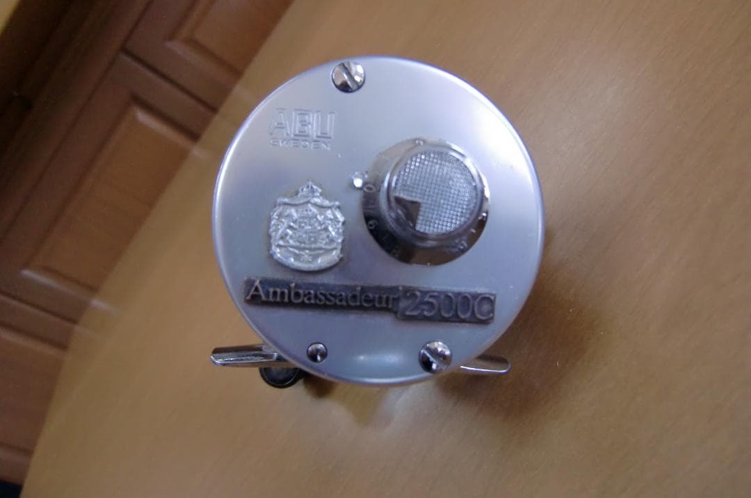 ABU Ambassadeur 2500C アブ アンバサダー ブロンズプレート アブガルシア アンバサダー2500c ブロンズプレート エビス - メルカリ