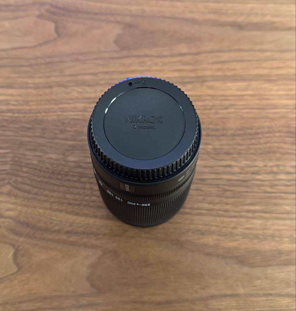 NIKKOR DX 50-250mm f/4.5-6.3 ズームレンズ　ニコン