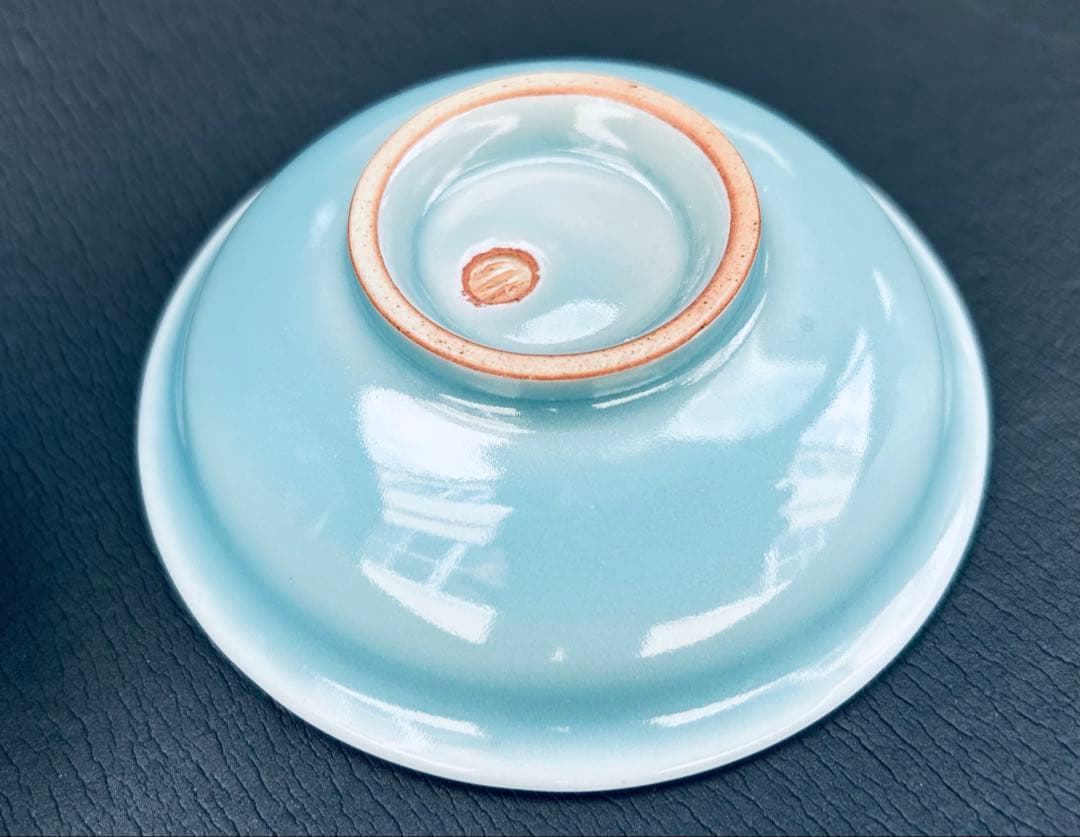 人間国宝 鈴木三成作 青瓷「氷裂」「淀青」 2点セット - メルカリ