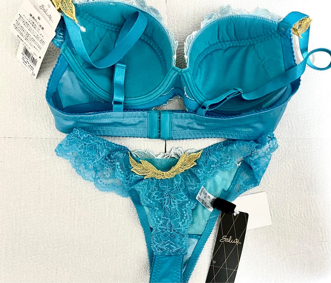 サルート D70 ブラジャー ショーツ セット ブルー 水色 青 - メルカリ