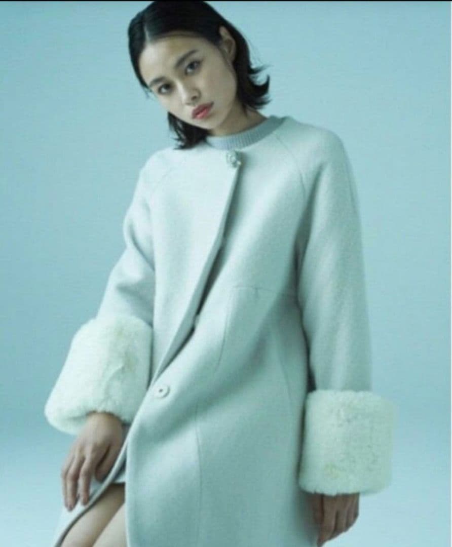 snidel ビジューブローチノーカラーコート 阪急限定カラー - メルカリ