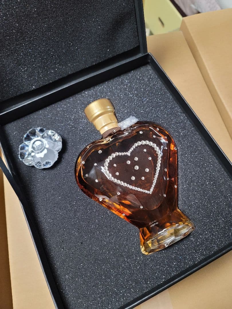 新品】シェイプハート クリスタル デコ リシャール ルイ13世 ホスト