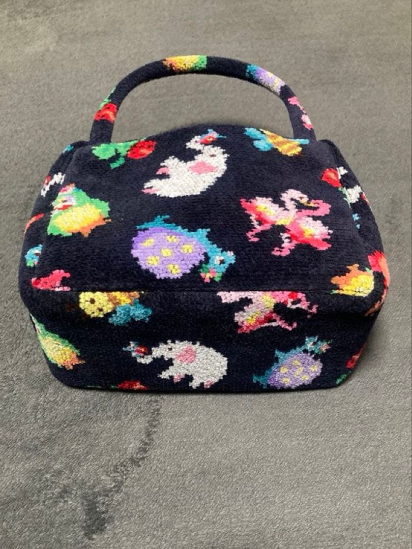 FEILER 神崎恵さん×フェイラーファンキーフォーチュン ミニキューブ