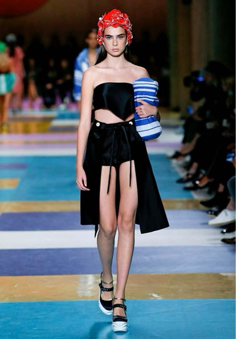 miumiu《PRADA》 スイムキャップ(ヘッドアクセサリー) アップリケ S