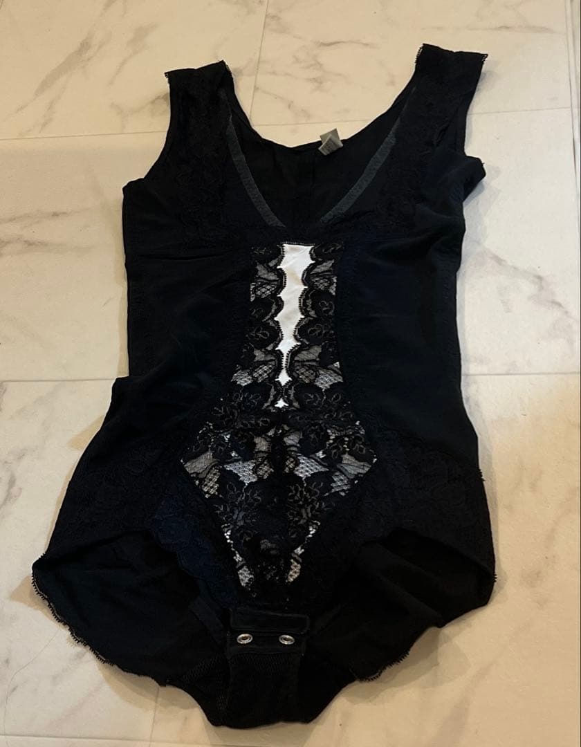 JINDDCCB-グラントイーワンズ LALA ララドール ボディスーツ 補正下着 75M