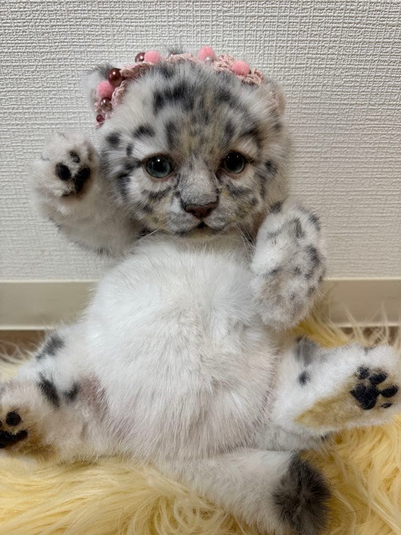 海外作家様作 アートドール ユキヒョウの赤ちゃん ユキヒョウ赤ちゃん