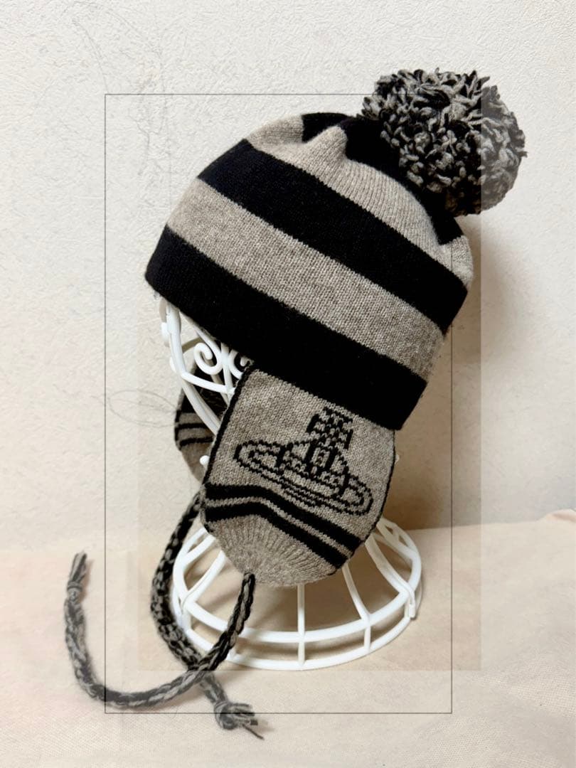 ヴィヴィアンウエストウッド ボーダー柄フラップ付きワッチ ニット帽