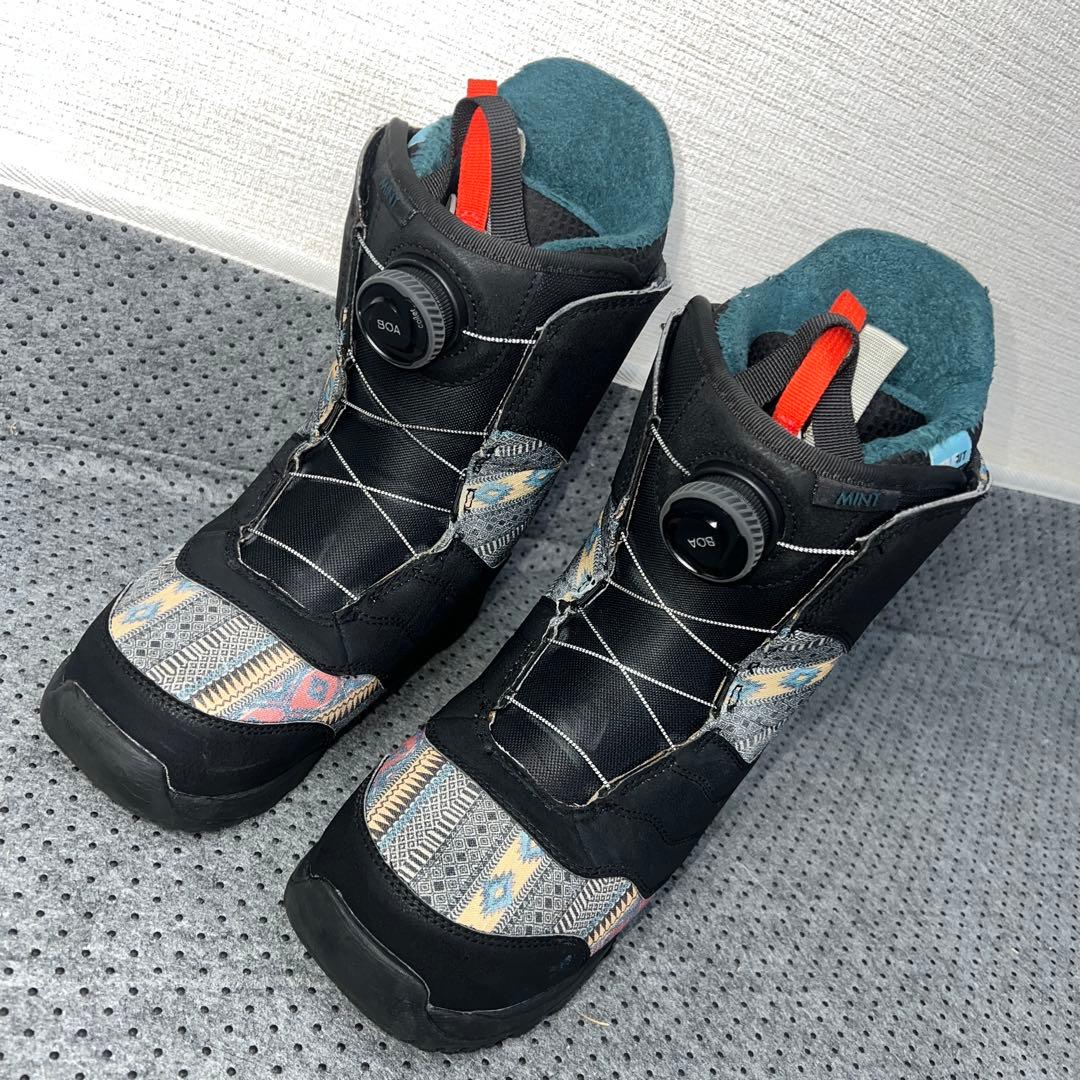 5回使用 23.5cm BURTON MINT BOA スノーボードブーツ
