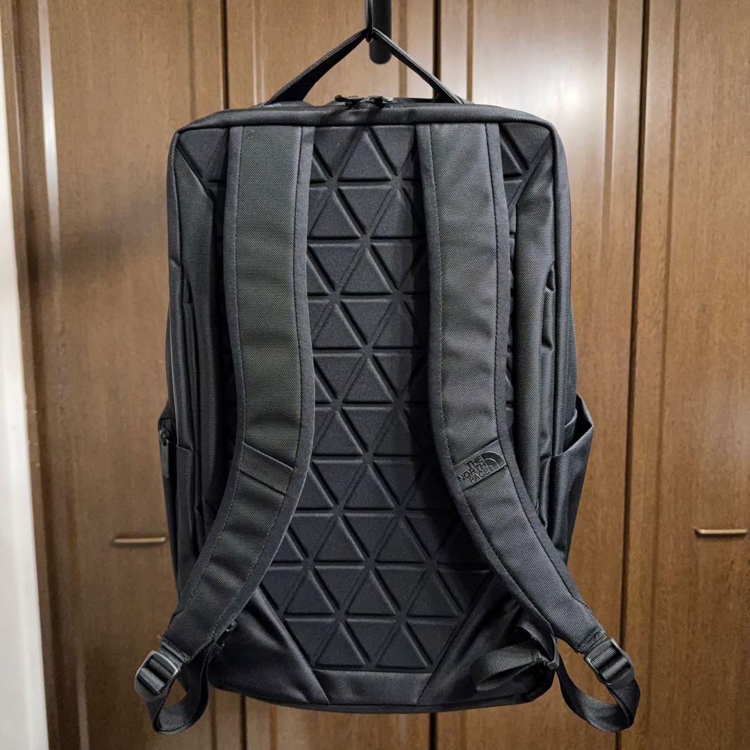 ザノースフェイス シャトルデイパック 24L ブラック NM82329 - メルカリ