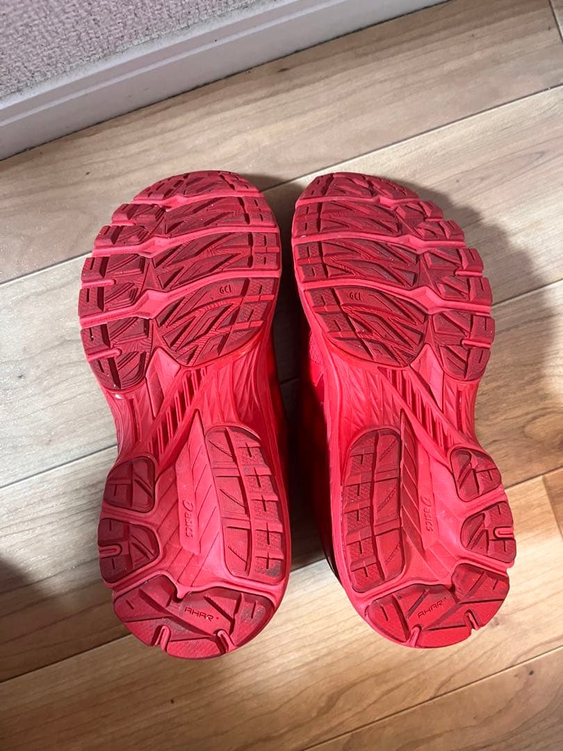 asics ceciliebahnsen 花飾り付き スニーカー 22.5cm