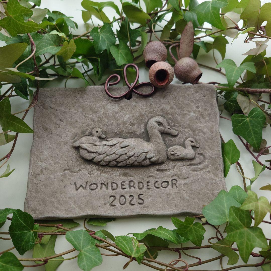 ワンダーデコール イヤープレート2025 - メルカリ