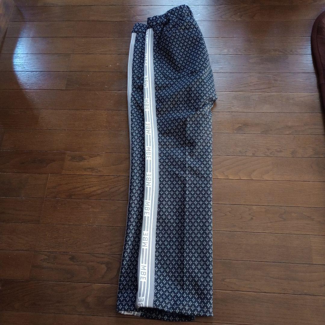 マスターバニー新品タグ付きサイズ4ジャガード生地サイドストライプ