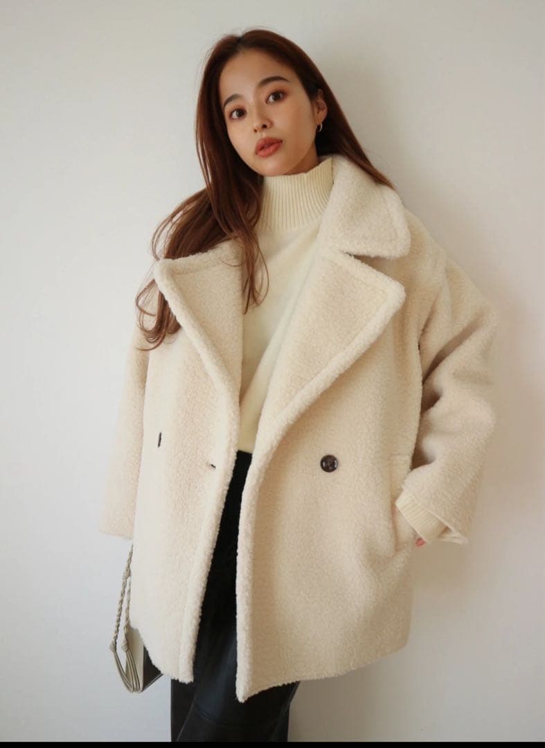 トランク88 ボアアウター アイボリー - メルカリ