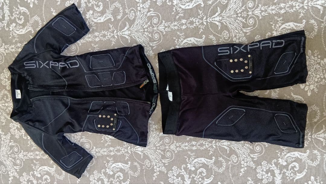 SIXPAD EMSパワースーツ Sサイズ Sサイズ】SIXPAD Powersuit Abs［シックスパッド 腹筋用EMS パワー