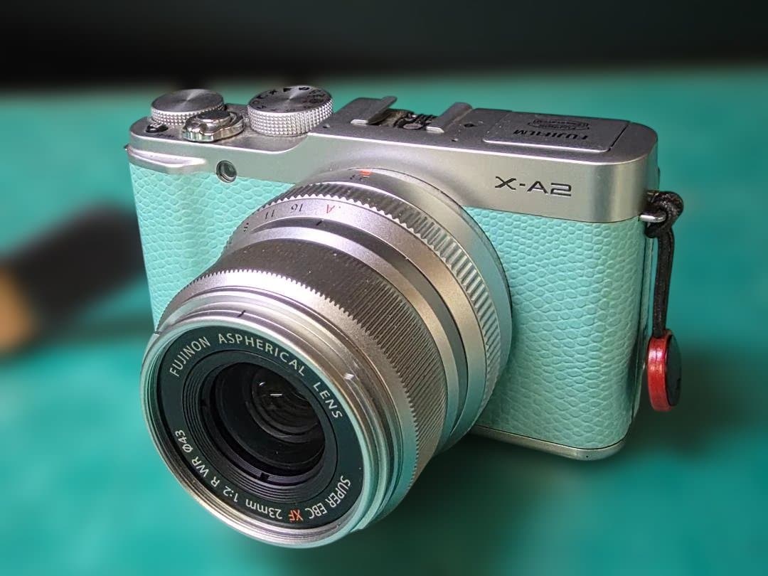 富士フィルム X-A2 ミントグリーン 超希少カラー - メルカリ