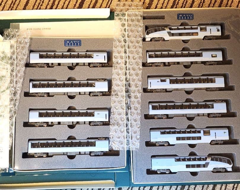 ひ*き様 KATO 251系 スーパービュー踊り子 10両 基本・増結 フルセッ Amazon | KATO Nゲージ 251系「スーパービュー踊り子」 登場時塗装 10