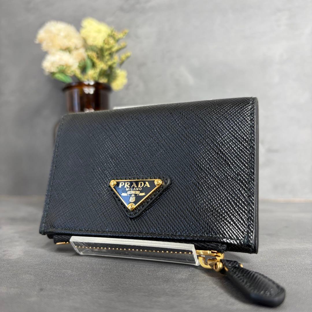 RFID搭載】PRADA プラダ サフィアーノ トライアングル カードケース