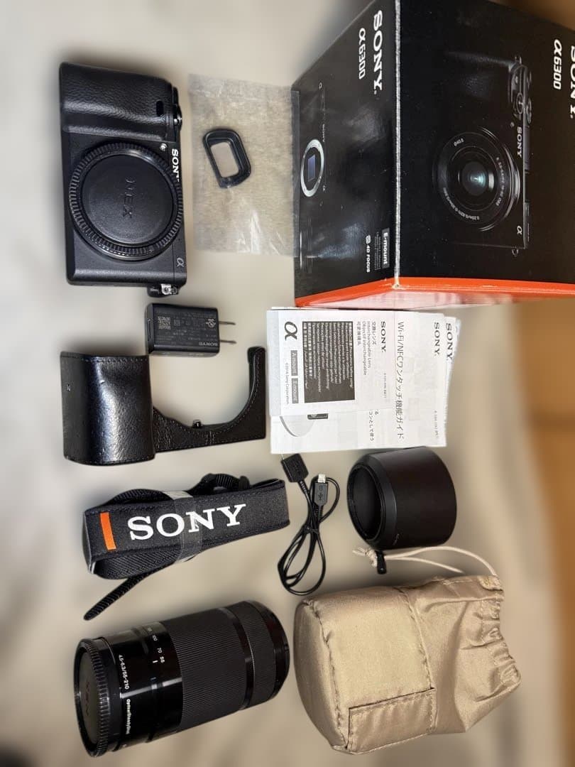SONY α6300 とレンズSEL55-210mm Sony-Alpha-a6300-with-Sony-E-
