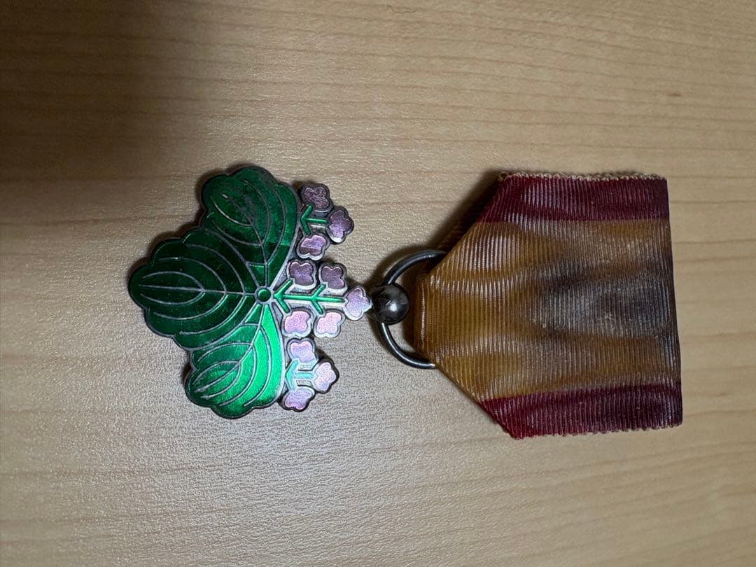 勲八等白色桐葉章 勲七等青色桐葉章 支那事変