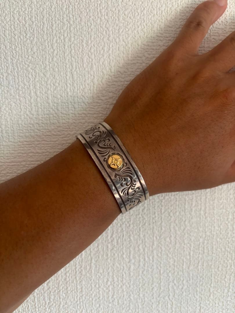 First Arrows 彫刻オープンバングル - メルカリ