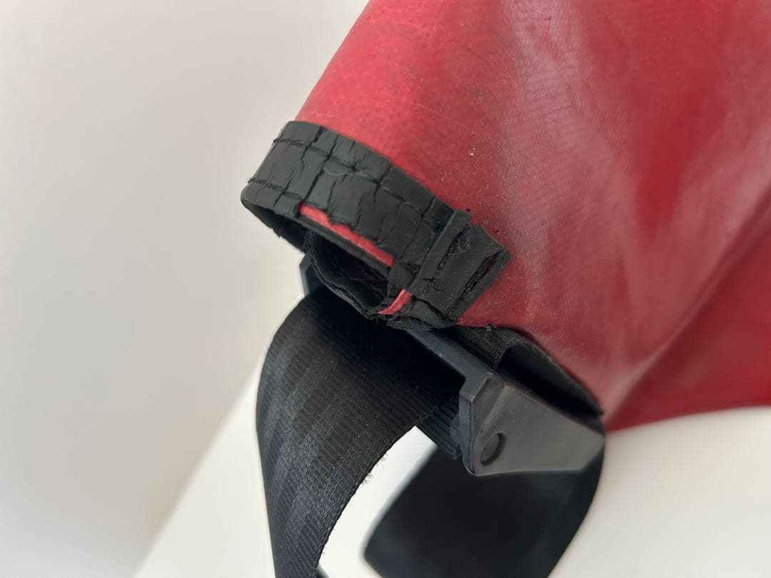 FREITAG メッセンジャーバッグ レッド - メルカリ