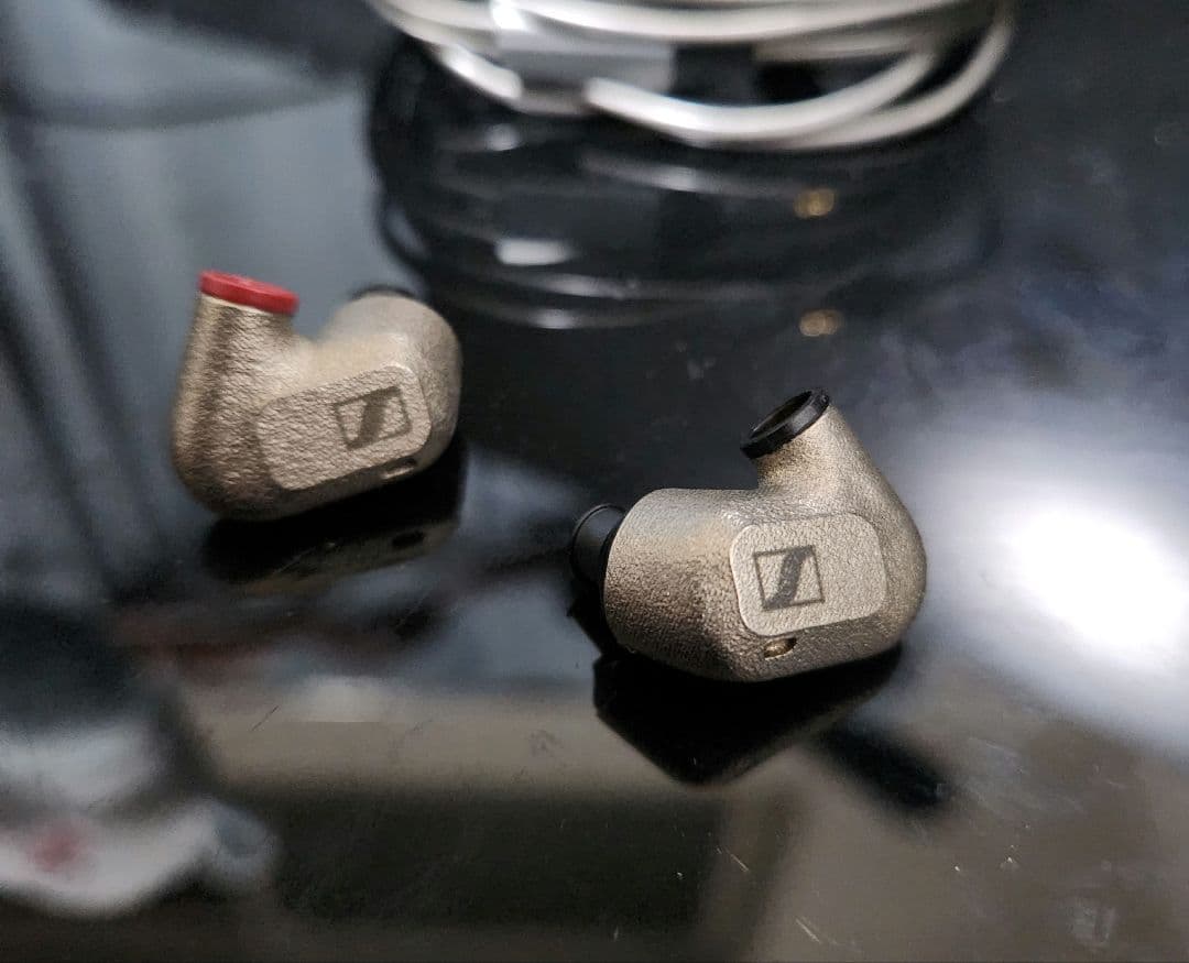 イヤホン Sennheiser IE 600 Amazon.com: Sennheiser IE 600 In-Ear Audiophile Headphones