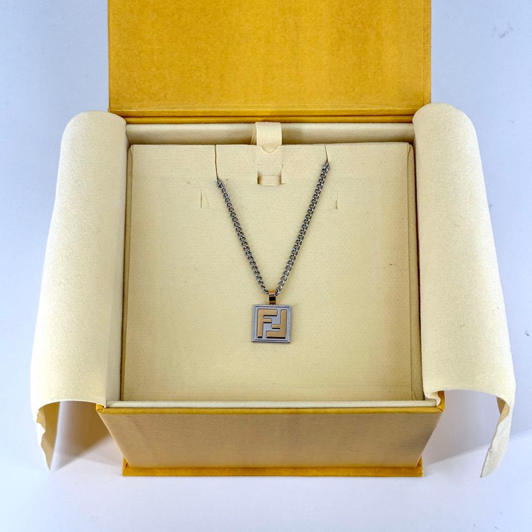 美品 FENDI 目黒蓮 着用 ネックレス FFロゴ シルバー ゴールド 現行