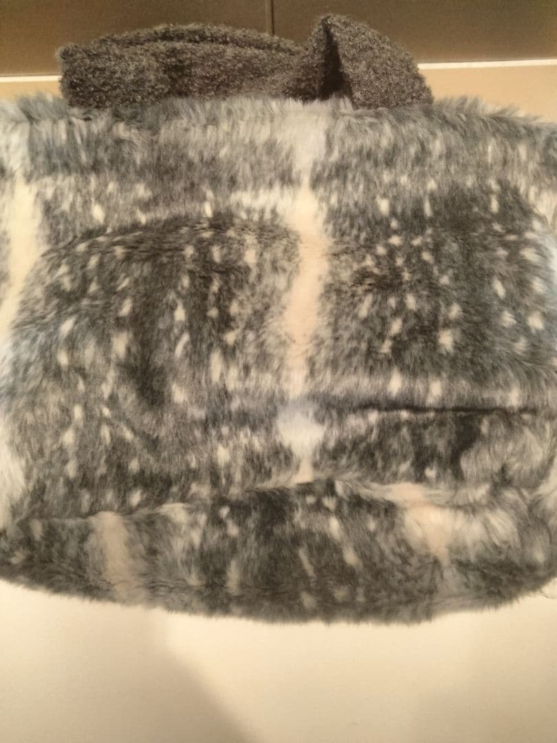 新品あちゃちゅむムチャチャDISNEYコラボ バンビフェイクファー トート