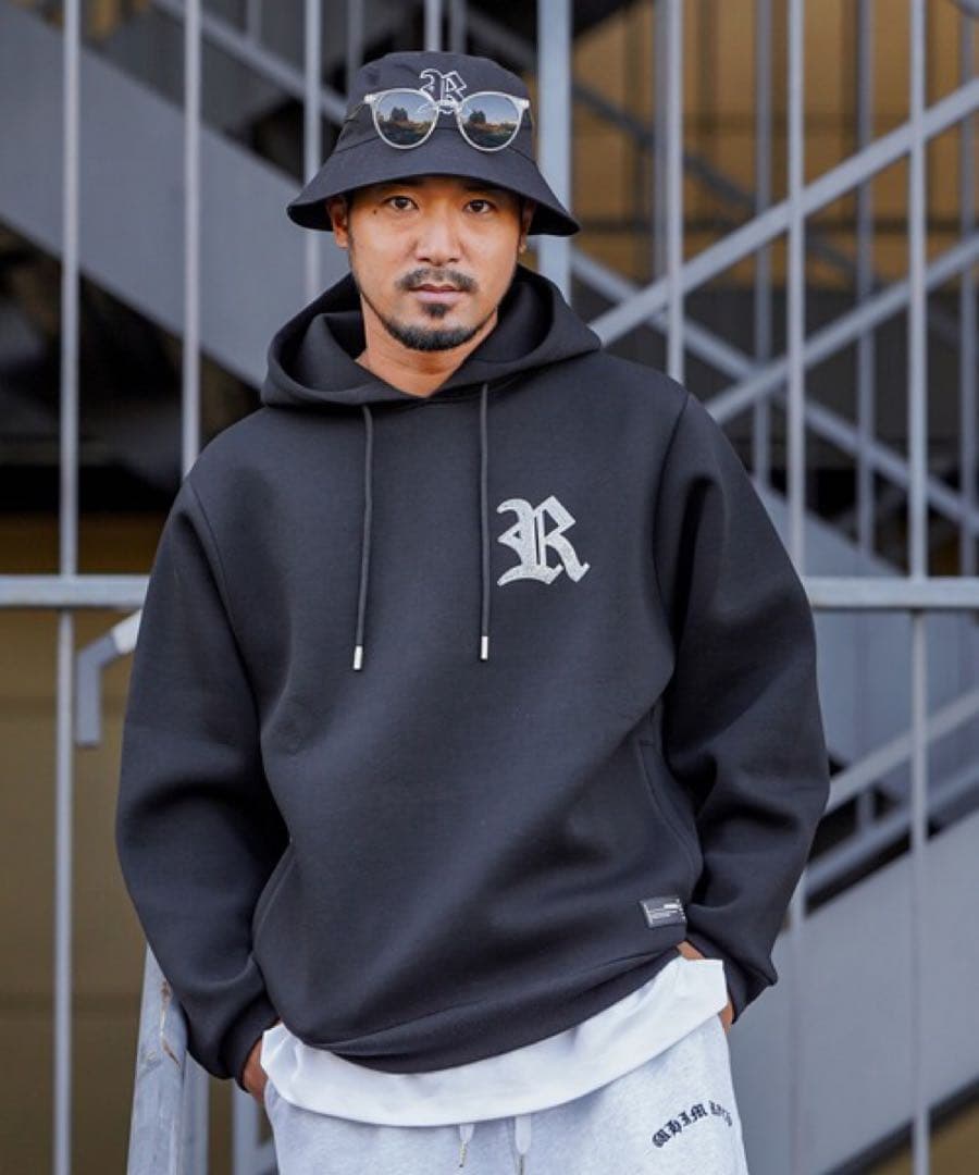 アダムスジャグラー ラインストーンパーカー 即完売品 「非売品