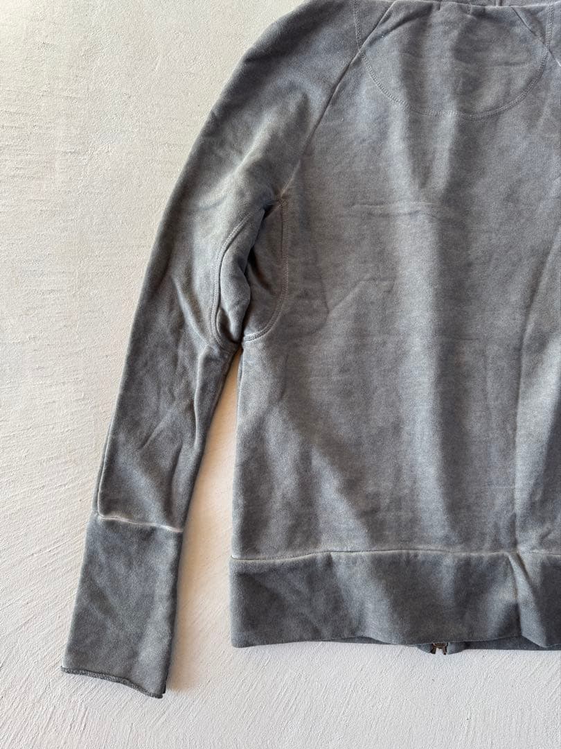 《TRANSIT PAR SUCH》ジップアップパーカー グレー(mt109)