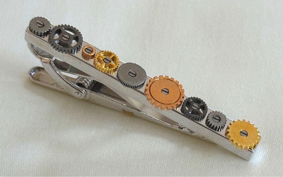 最終価格！美品！人気シリーズ！タテオシアン ギア ネクタイピン