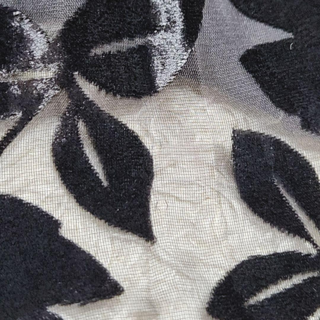 ジョルジオ・アルマーニ イタリア製 シルク使用 ベロアフラワー柄