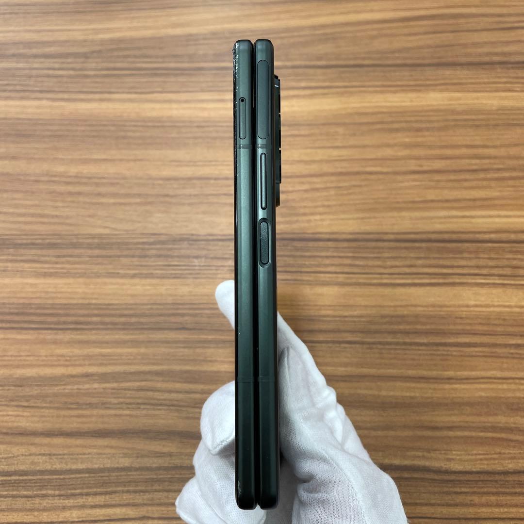 Galaxy Z Flip3 ファントムブラック 256GB au SIMフリー - メルカリ