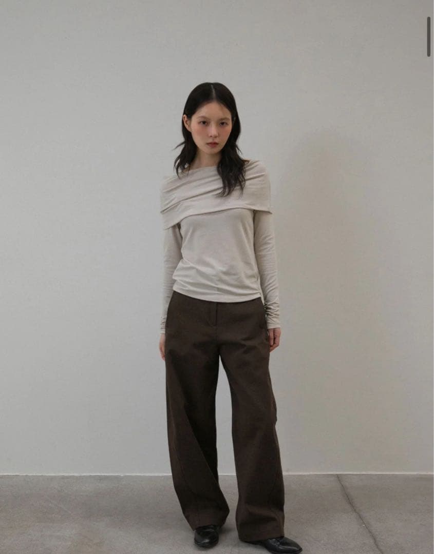 <ohtoro> Belted Curved Pantsブラウンベルト付き belted curved pants | OHOTORO