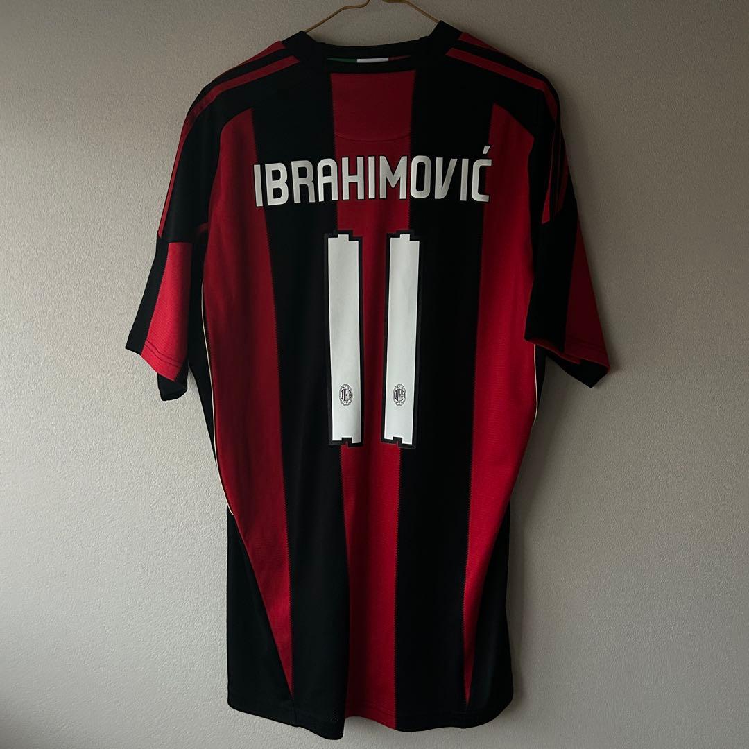 【正規品】　10-11 ACミラン　イブラヒモヴィッチ　ユニフォーム Amazon.co.jp: イブラヒモビッチ ユニフォーム Ibrahimović 背番号11